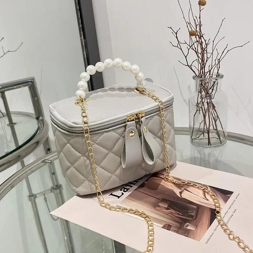 حقیبة نسائیة من الجلد الصناعي