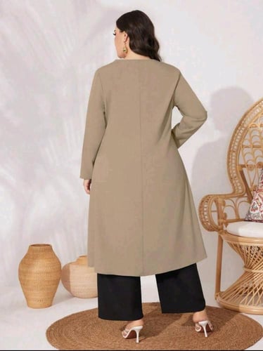 طقم ملابس النسائي