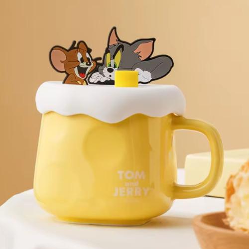 Tom and Jerry cup "Piece of cheese" with lid and 3...