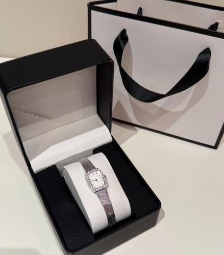 بوكس للساعة