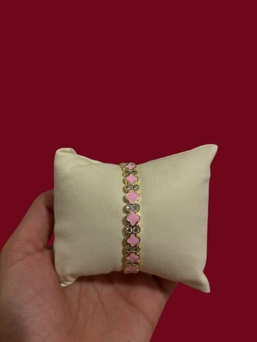 الورد اللولي واقف