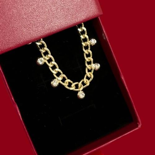 سلسال الكرستال