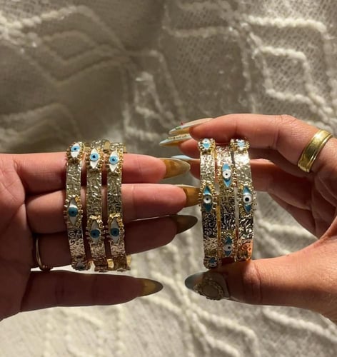 اسوارة العيون ابيض