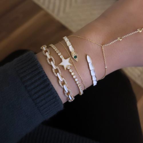 مجموعة النجمة ابيض انسيال