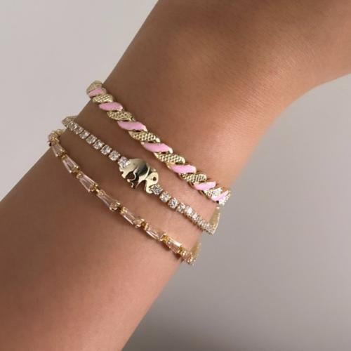 مجموعة الفيل الوردي