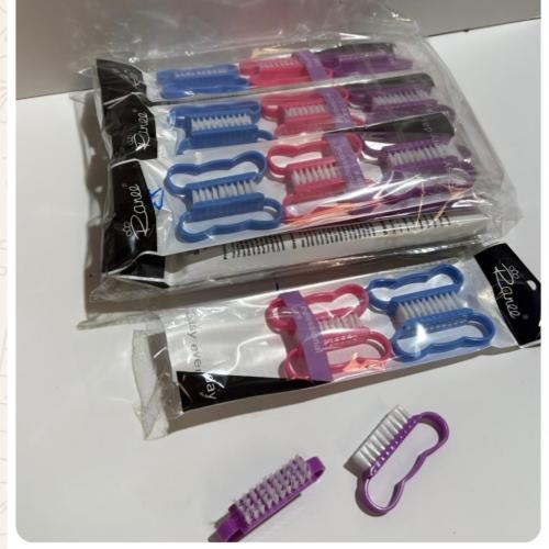 فرش تنظيف اظافرالربطه٧٢حبه ملون شد الكرتون 12 ربطه