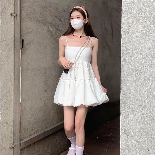 فستان نسائي صغير