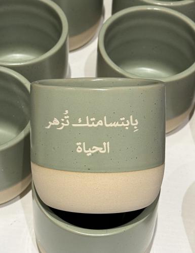 كوب واحد لون اخصر