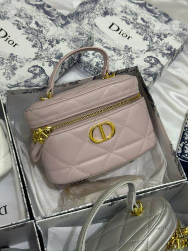 شنطة dior درجه اولى