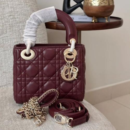 شنطة ديور درجه اولى