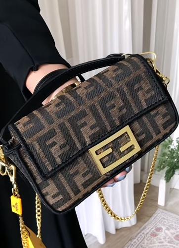 شنطه فندي درجه اولى