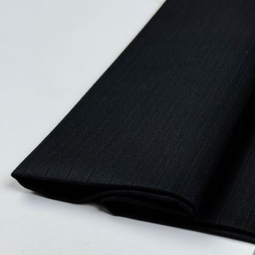 قماش مقلم واسع أسود مطفي