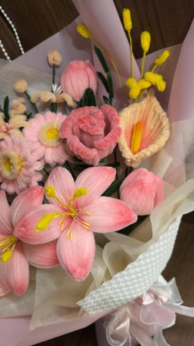 بوكيه وردي كبير