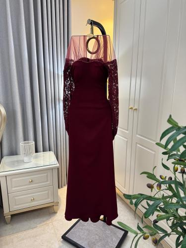 فستان ناعم تل