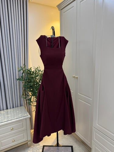 فستان ميد ثلاثه اللون