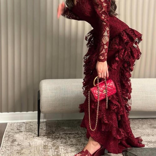 فستان دانتيل