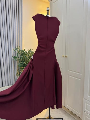 فستان ميد ثلاثه اللون