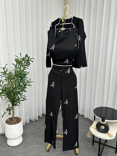 جمبسوت اسود