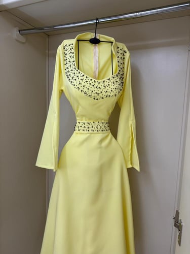 فستان ليموني ميد