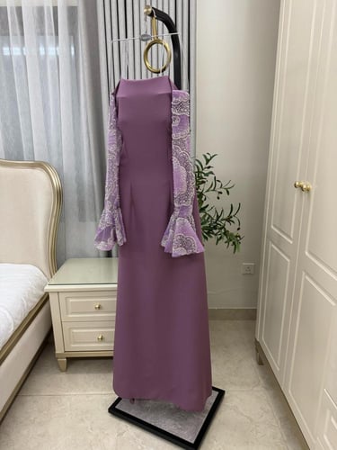 فستان مطرز خرز