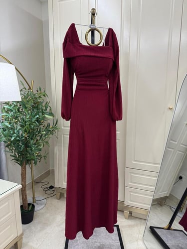 فستان ثلاثه اللون