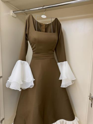 فستان ميد لونين