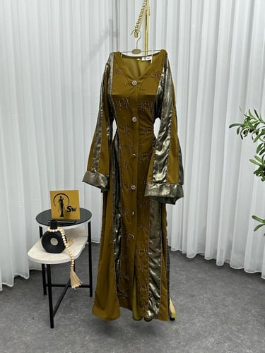 فستان جميله