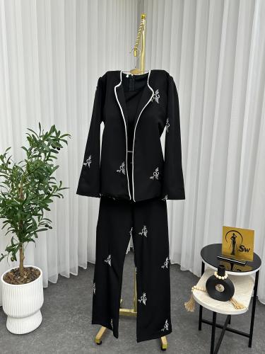 جمبسوت اسود