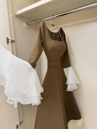 فستان ميد لونين