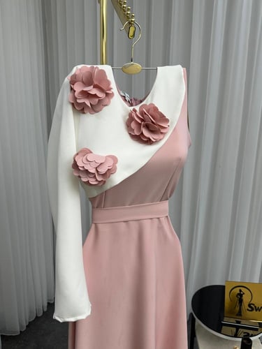 فستان ناعم ورد