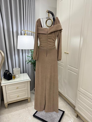 فستان ثلاثه اللون