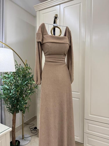 فستان ثلاثه اللون