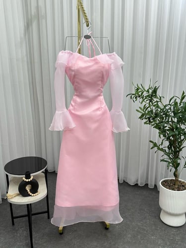 فستان ناعم وردي