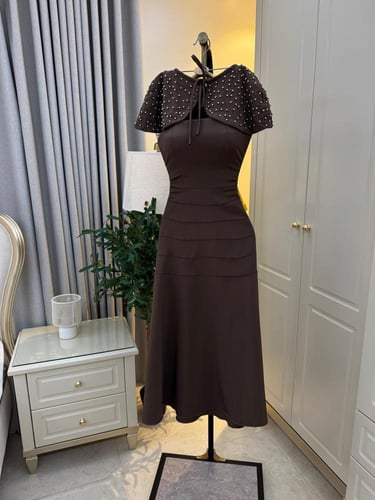 فستان ميد لونين