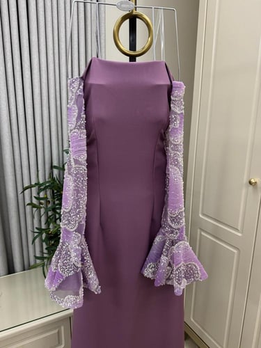 فستان مطرز خرز