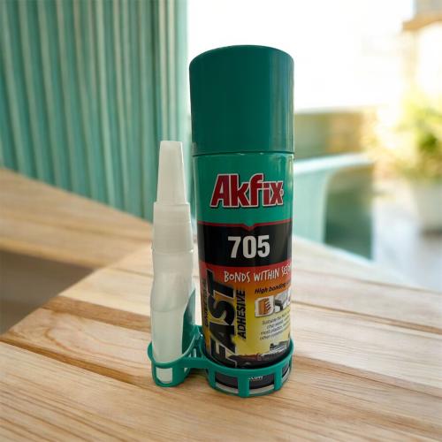لاصق فوري احترافي Akfix 705 مع بخاخ مُسرّع