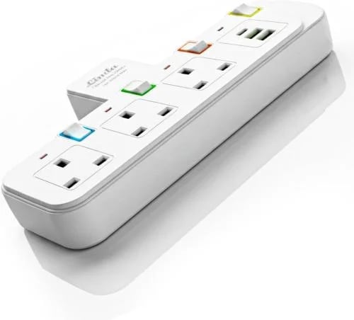 توصيلة بدون سلك 13A بقدرة 2500 واط مع مفاتيح تحكم منفصلة ومخارج USB وType-C