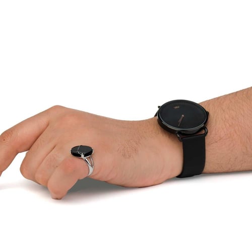 خاتم فضة شنكار حجر عقيق اسود معرق دائري عيار 925 أ...