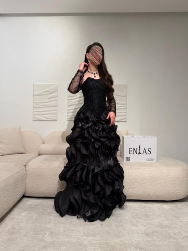 فستان سهرة شك يدوي مع كرنكل بشغل فاخر