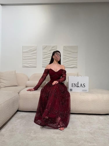 فستان سهرة بشغل احترافي كلفة شك مع باربي كوري