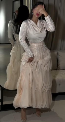 فستان سهرة مميز خامة كلفه مطرزه بطانه تفته واورجنز...