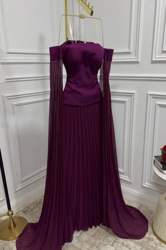 فستان صدريه باربي واكمام وكلوش شيفون ايطالي مع بيل...