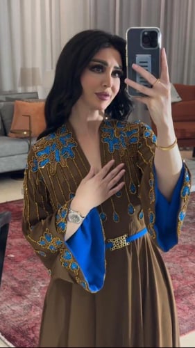 فستان سهرة خامة باربي تطريز يدوي فاخر