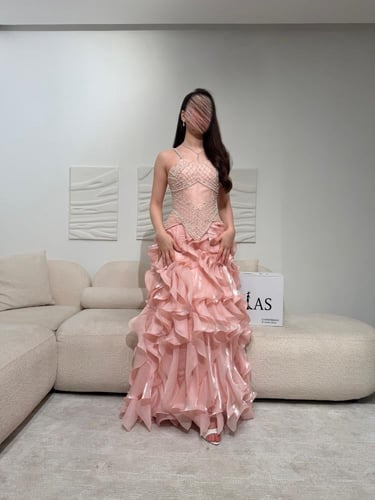 فستان سهرة شك يدوي مع كرنكل بشغل فاخر