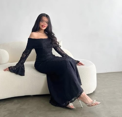 فستان خامة دانتيل بطانه باربي بشغل انيق