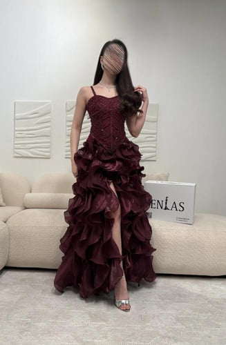 فستان سهرة شك يدوي مع كرنكل بشغل فاخر