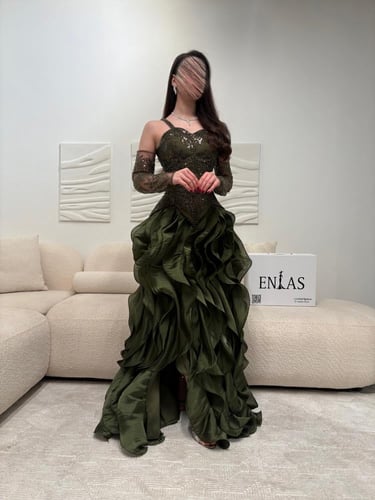 فستان سهرة شك يدوي مع كرنكل بشغل فاخر