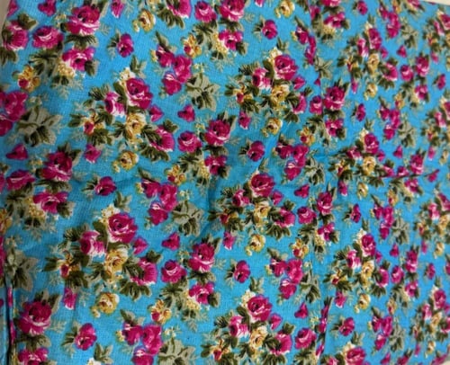 شرشف مطاط مشجر بدون كلفة سادة