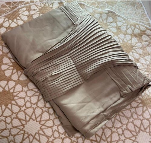 شرشف صلاة بليسية مكسر بكسرات رائعه وقماش ناعم وفاخ...