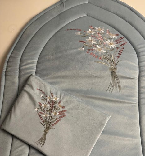 سجاده مبطنة مع بيت مصحف